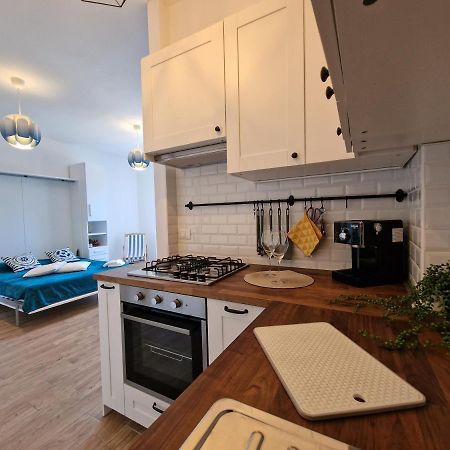 650 Metri Dal Mare - Wifi - Terrazzo - Piscina - A/C Daire Pietra Ligure Dış mekan fotoğraf