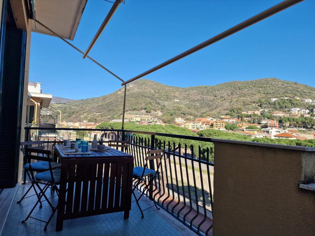 650 Metri Dal Mare - Wifi - Terrazzo - Piscina - A/C Daire Pietra Ligure Dış mekan fotoğraf