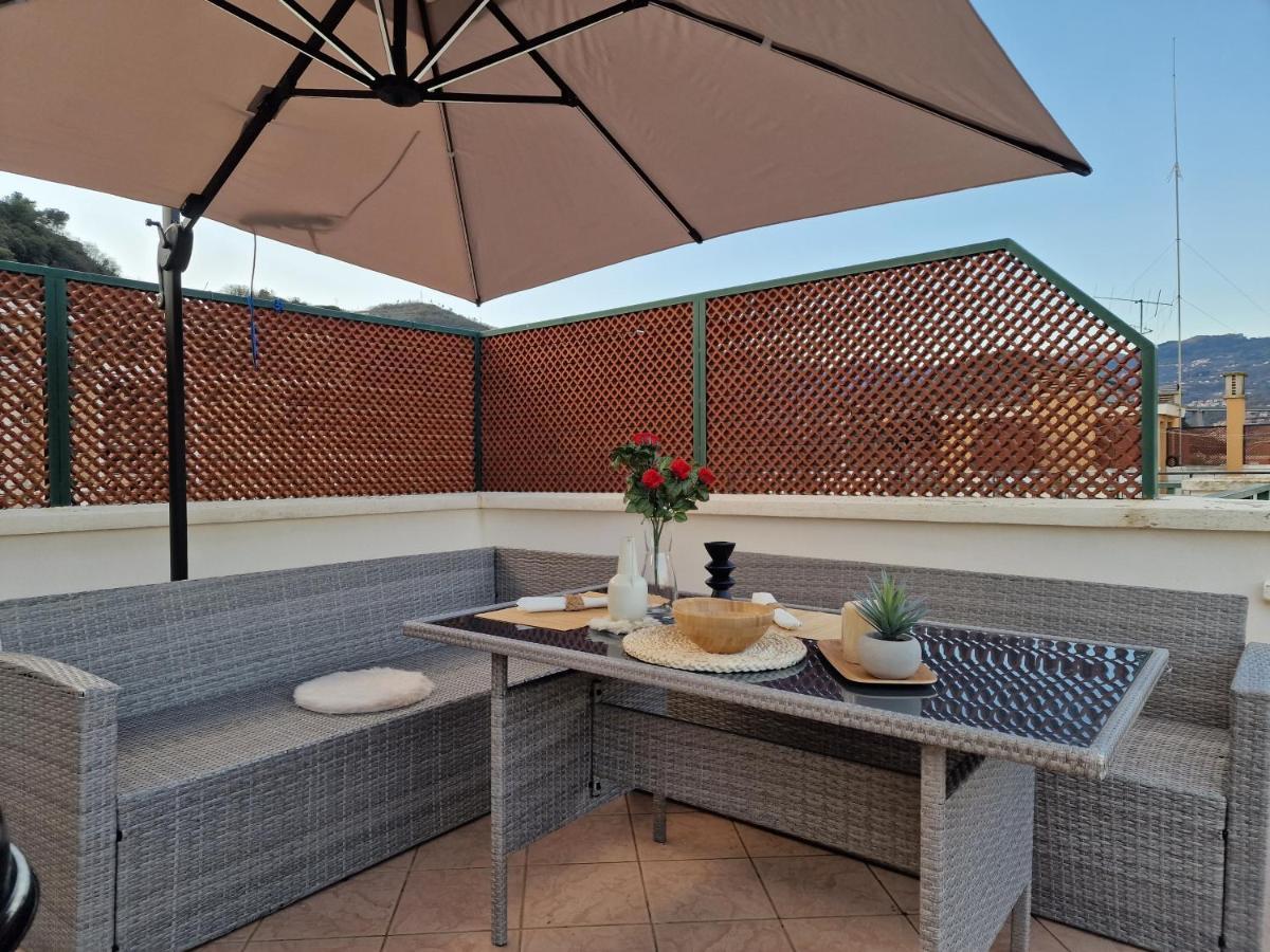 650 Metri Dal Mare - Wifi - Terrazzo - Piscina - A/C Daire Pietra Ligure Dış mekan fotoğraf
